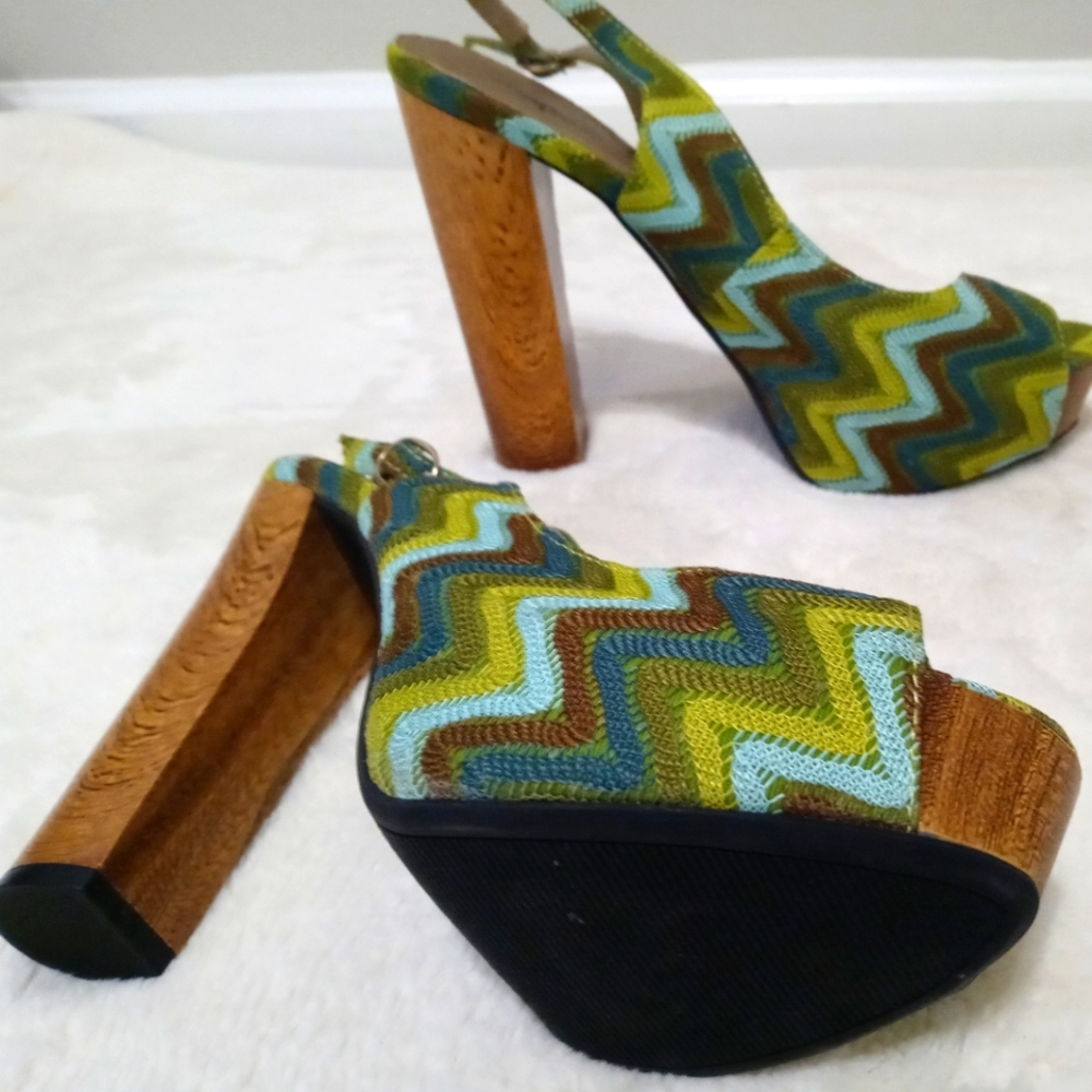 Charlotte Russe multi colored green heels